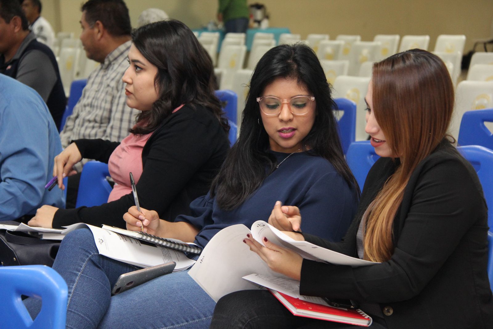 Impulsa FNSI alternativas para las trabajadoras