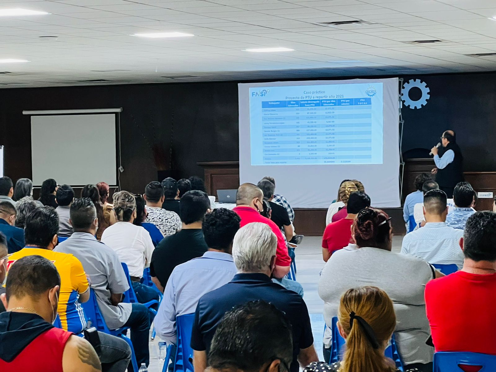 Promueve CECADE capacitación en aspectos económicos para delegados