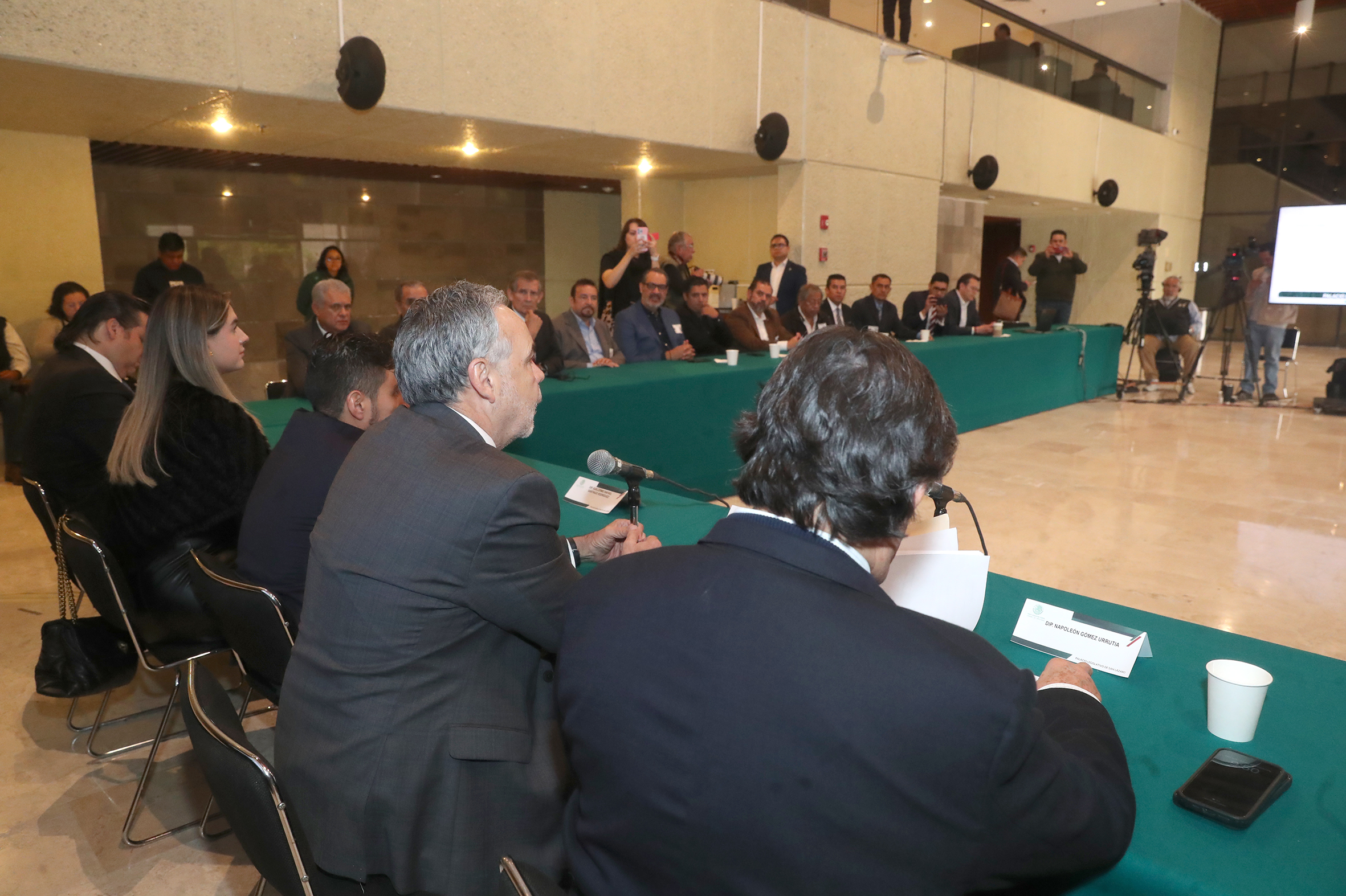 Aprueba Congreso reforma a legislación sobre salario mínimo