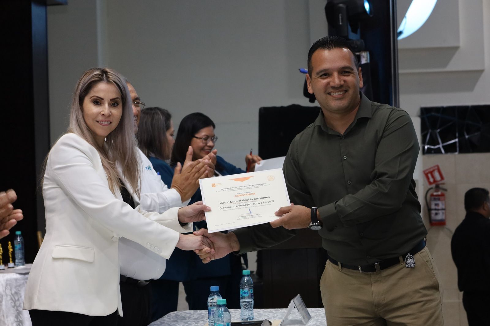 Suma nueva generación de graduados CECADE FNSI